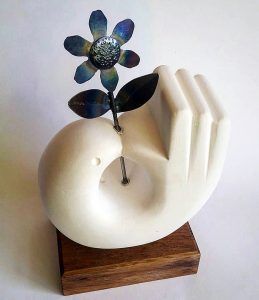 Ewen Hyde sculptor